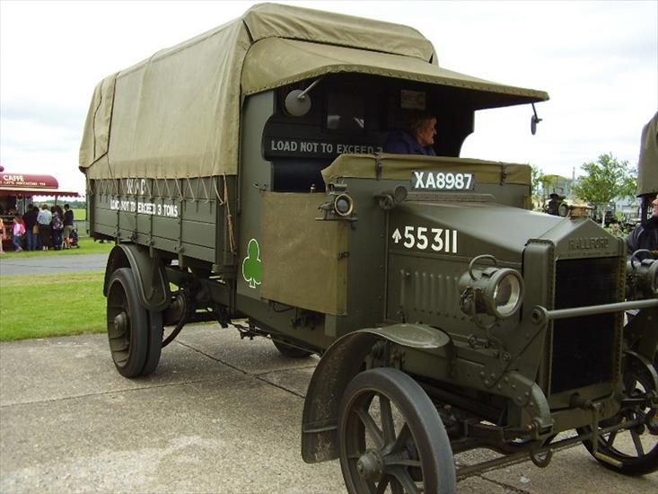 1 Czołgi, transportery i inne pojazdy wojskowe i cywilne - Hallford WW1 Truck Walk Around.jpg